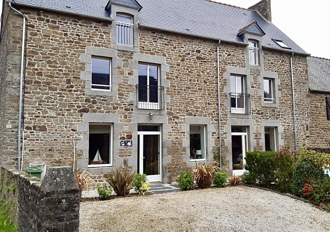 Maison Alfred Et Agatha Pleudihen-sur-Rance Ngoại thất bức ảnh